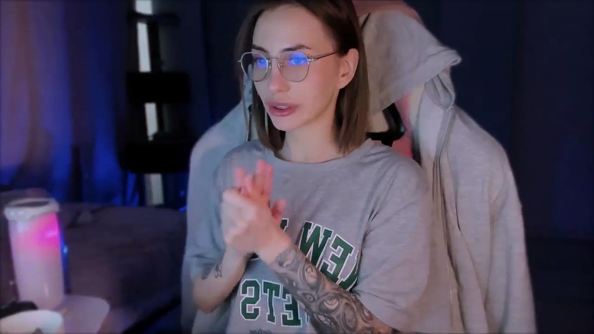 Gallery image thumbnail from Space_Eva's myfreecams stream on, 10/30/2023, 04:18 image 18 of 20