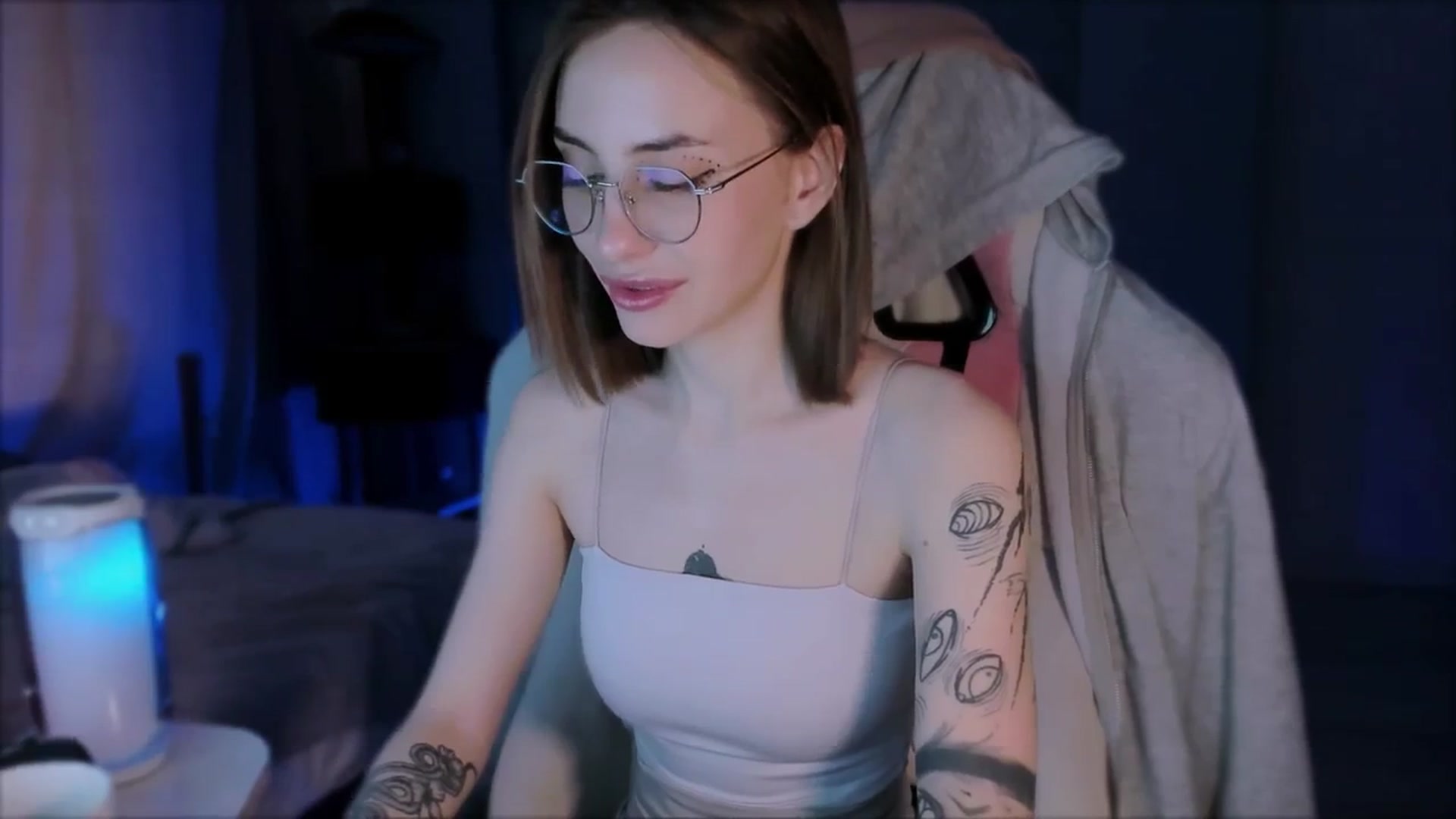 Gallery image thumbnail from Space_Eva's myfreecams stream on, 10/30/2023, 06:16 image 13 of 20