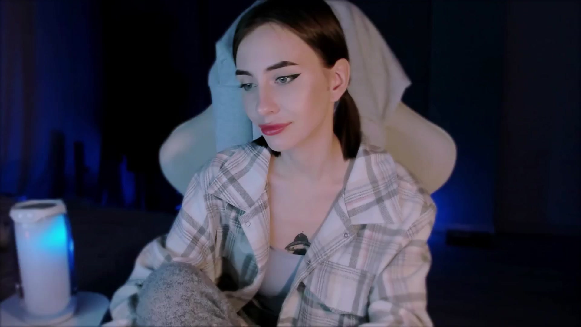 Gallery image thumbnail from Space_Eva's myfreecams stream on, 11/02/2023, 03:07 image 1 of 20
