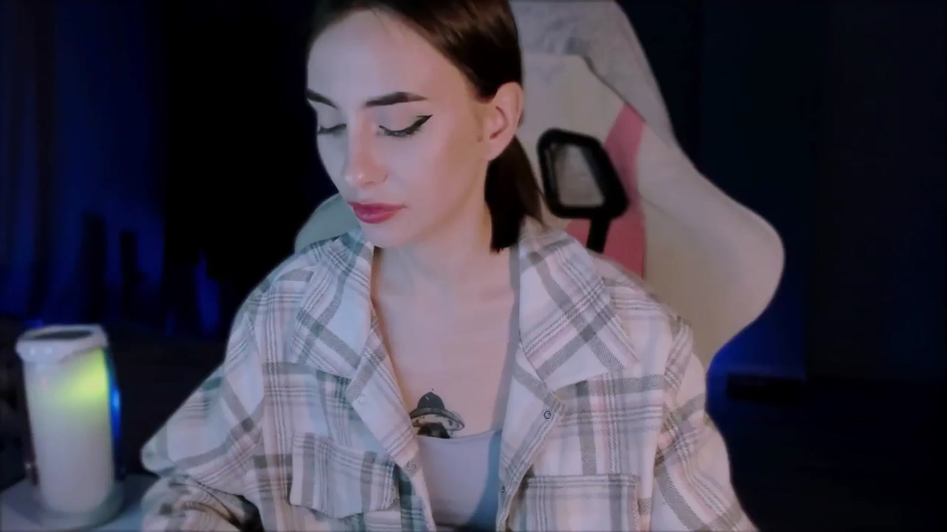 Gallery image thumbnail from Space_Eva's myfreecams stream on, 11/02/2023, 03:07 image 16 of 20