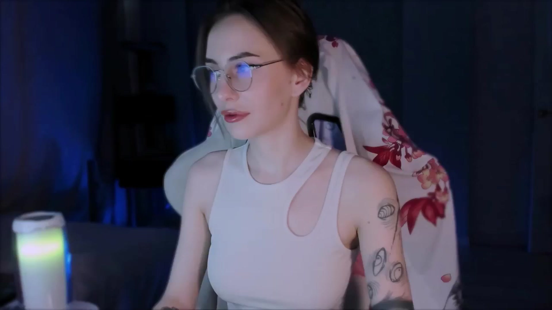 Gallery image thumbnail from Space_Eva's myfreecams stream on, 11/06/2023, 02:00 image 20 of 20