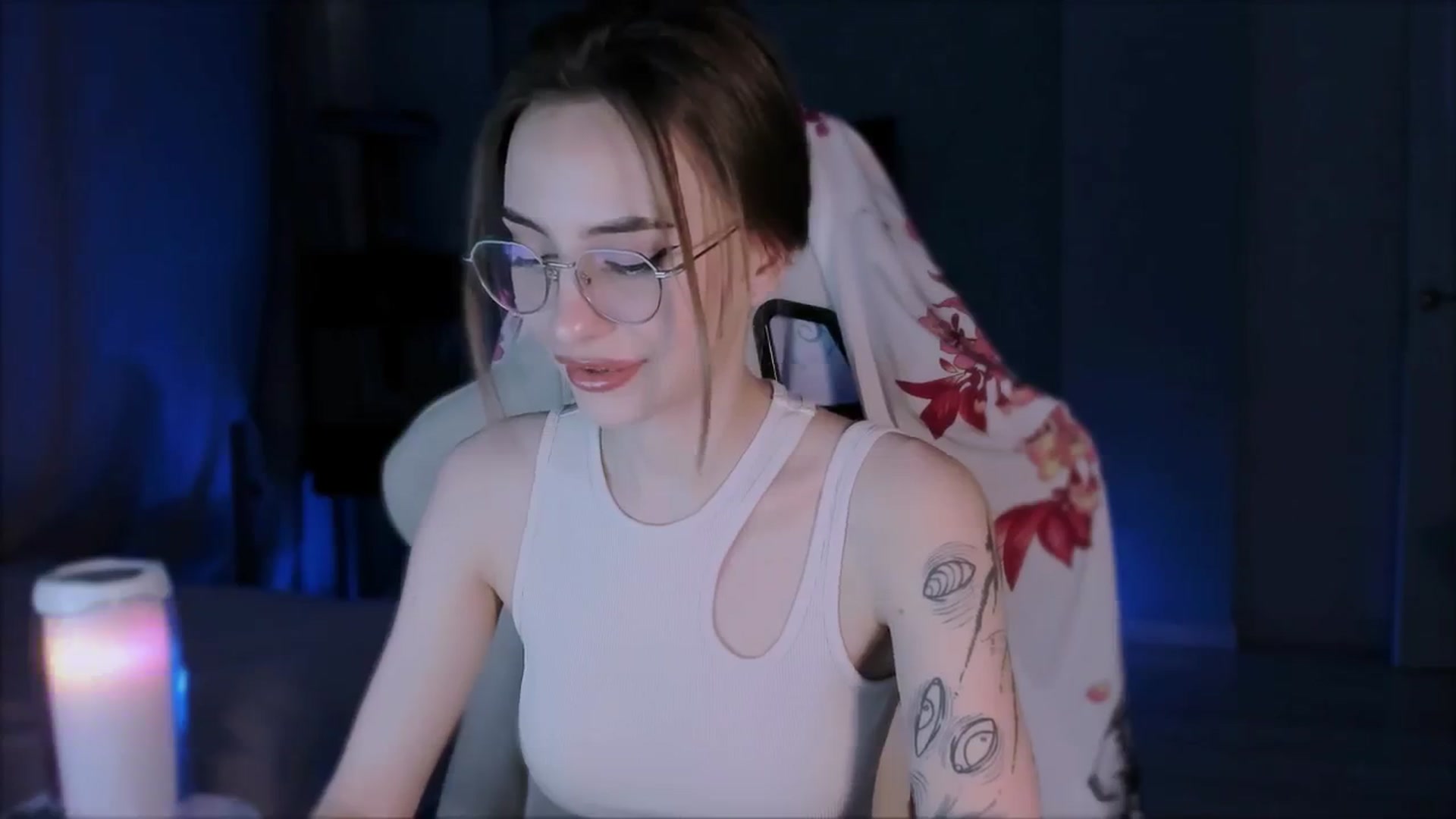 Gallery image thumbnail from Space_Eva's myfreecams stream on, 11/06/2023, 02:00 image 9 of 20