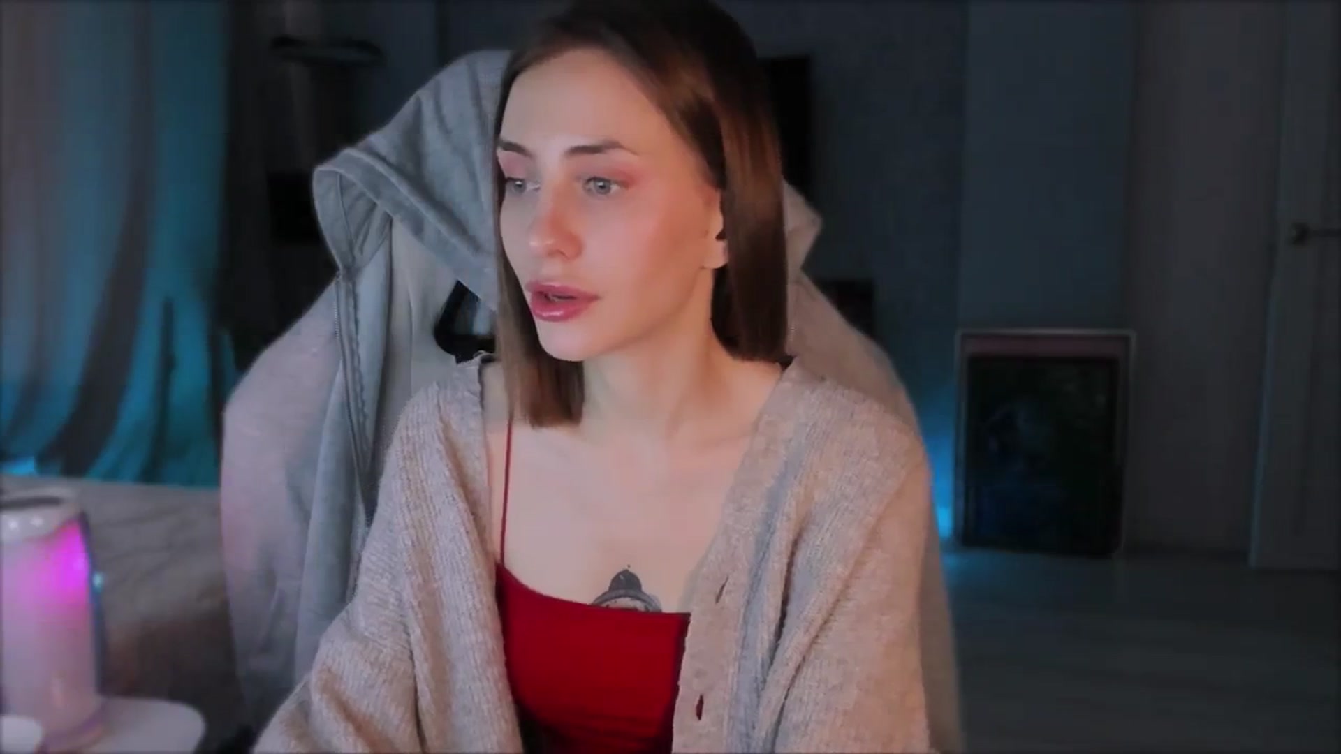 Gallery image thumbnail from Space_Eva's myfreecams stream on, 11/14/2023, 05:20 image 3 of 20