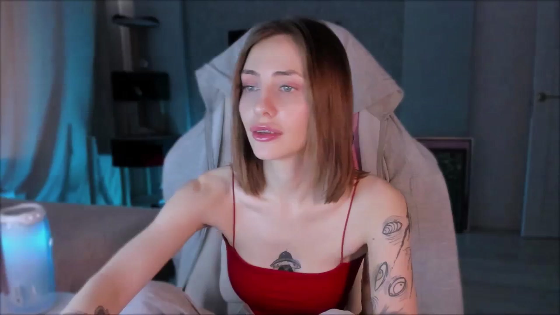 Gallery image thumbnail from Space_Eva's myfreecams stream on, 11/14/2023, 05:20 image 16 of 20