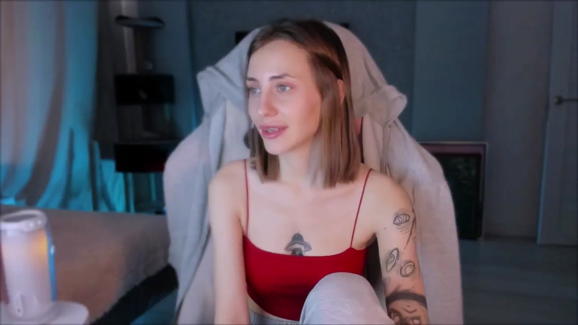 Gallery image thumbnail from Space_Eva's myfreecams stream on, 11/14/2023, 06:22 image 18 of 20