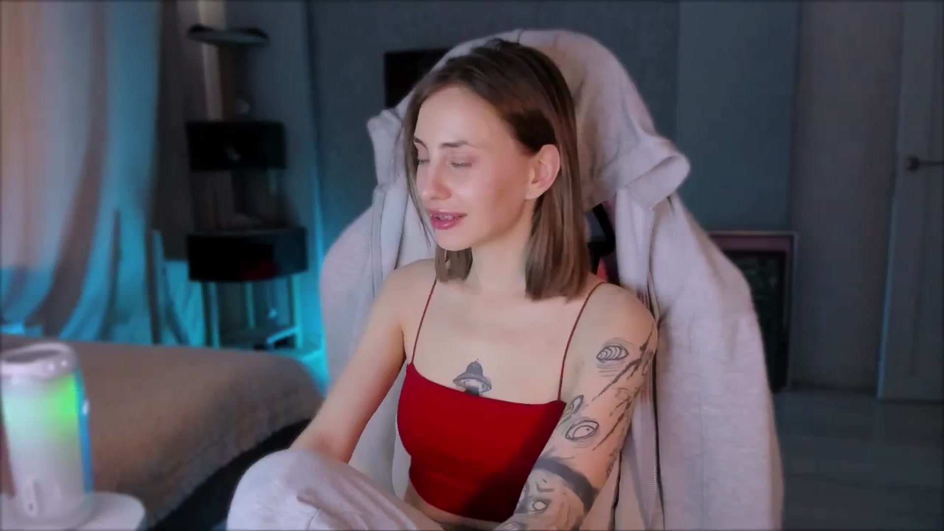 Gallery image thumbnail from Space_Eva's myfreecams stream on, 11/14/2023, 06:22 image 8 of 20