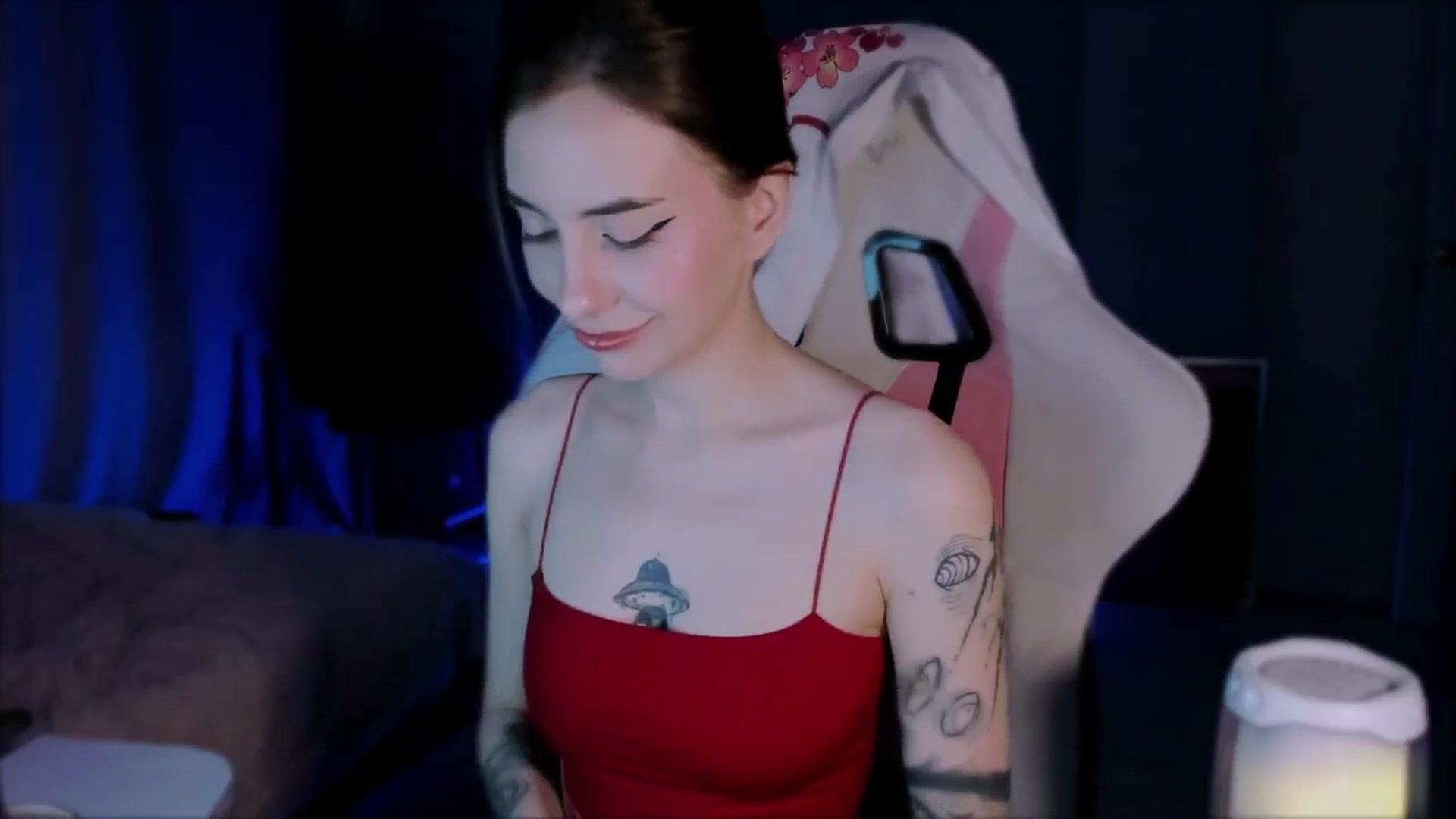 Gallery image thumbnail from Space_Eva's myfreecams stream on, 11/16/2023, 02:50 image 3 of 20