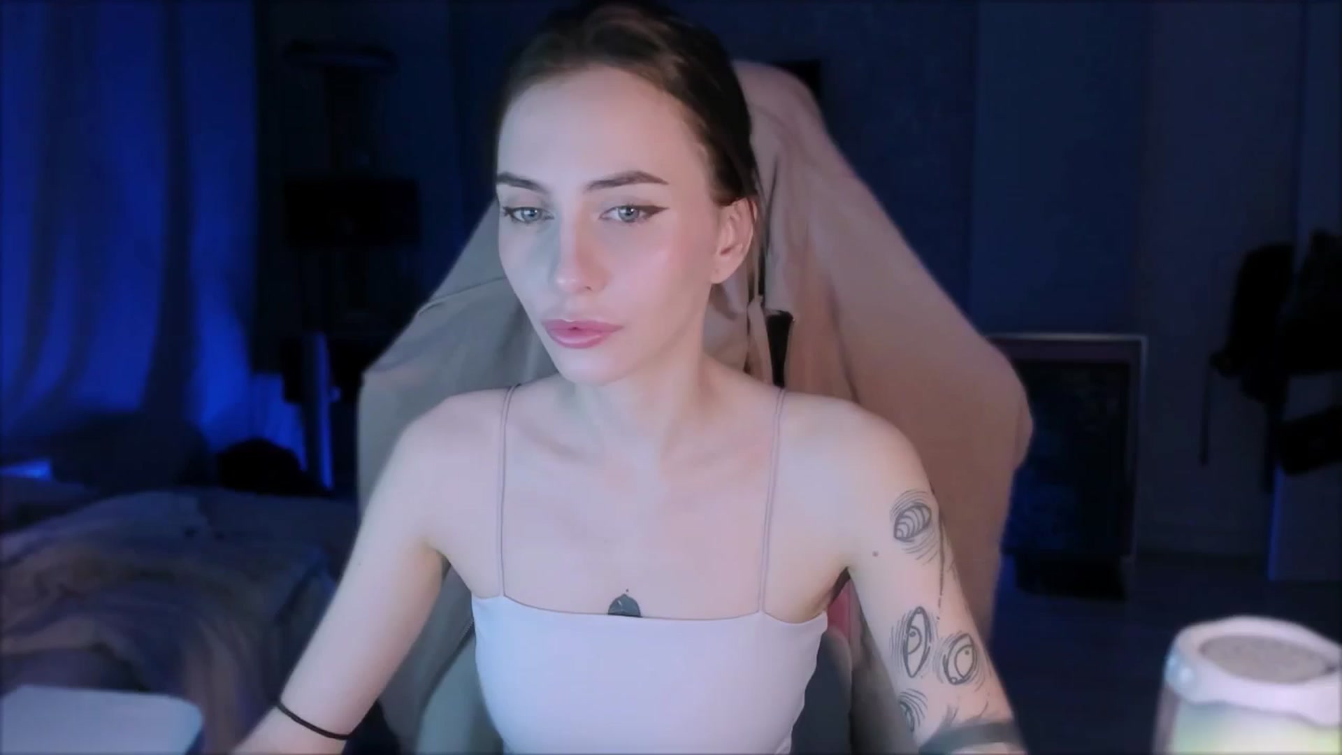 Gallery image thumbnail from Space_Eva's myfreecams stream on, 11/19/2023, 03:05 image 1 of 20