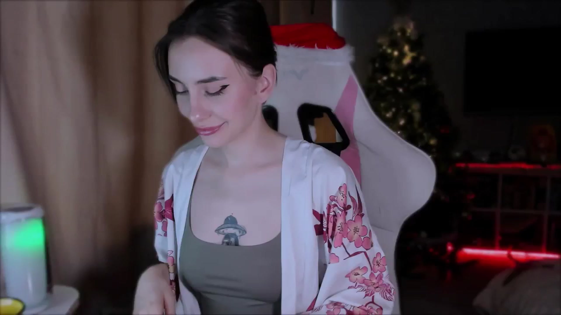Gallery image thumbnail from Space_Eva's myfreecams stream on, 12/04/2023, 04:17 image 20 of 20