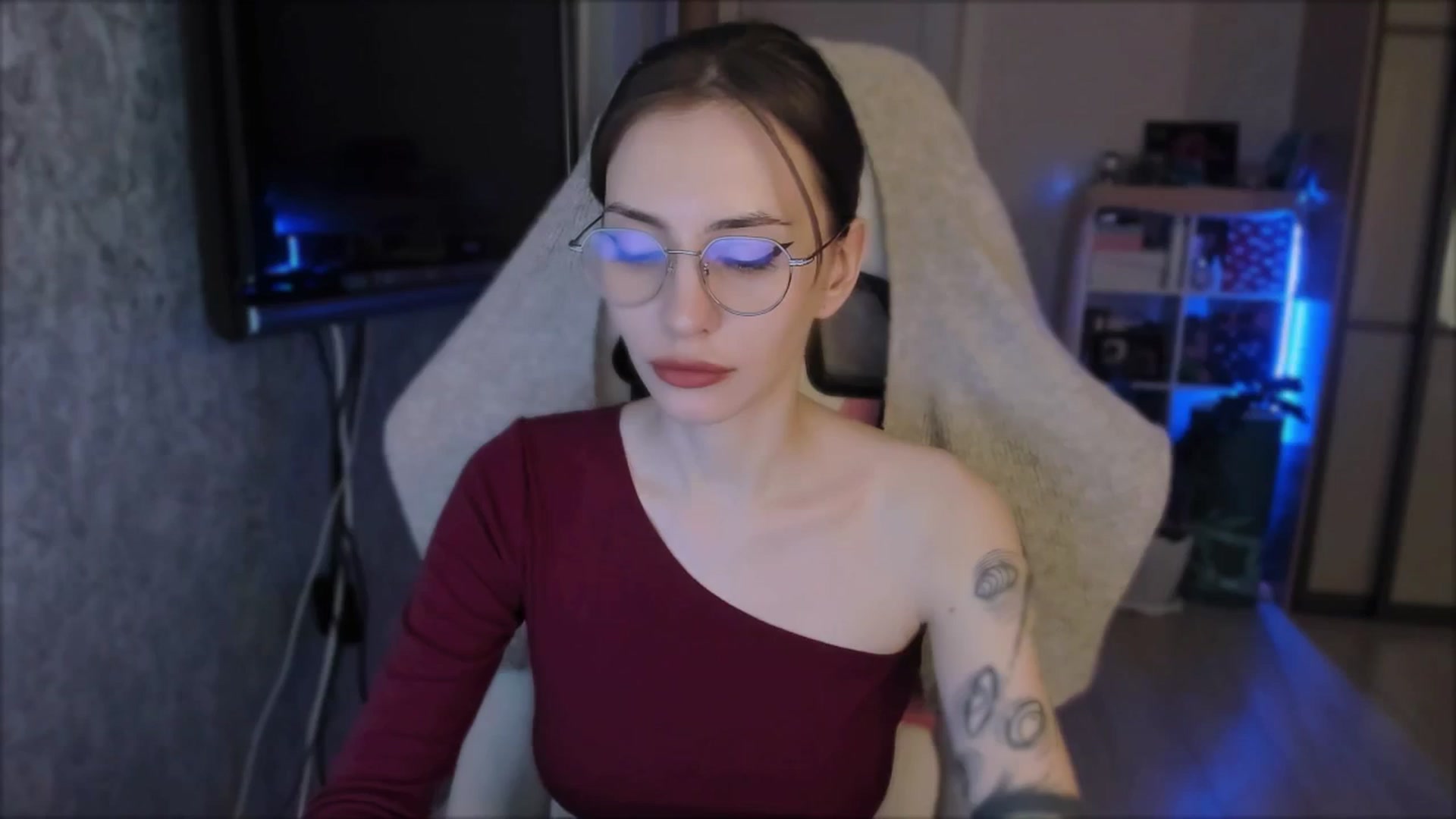 Gallery image thumbnail from Space_Eva's myfreecams stream on, 01/22/2024, 04:38 image 3 of 20