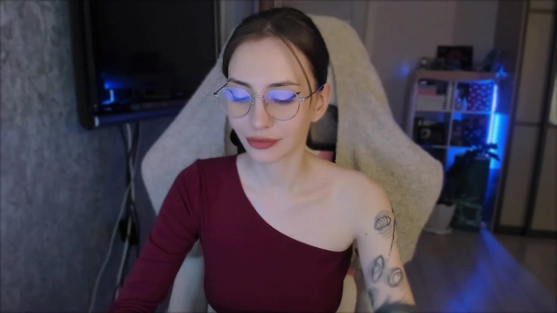 Gallery image thumbnail from Space_Eva's myfreecams stream on, 01/22/2024, 04:38 image 4 of 20