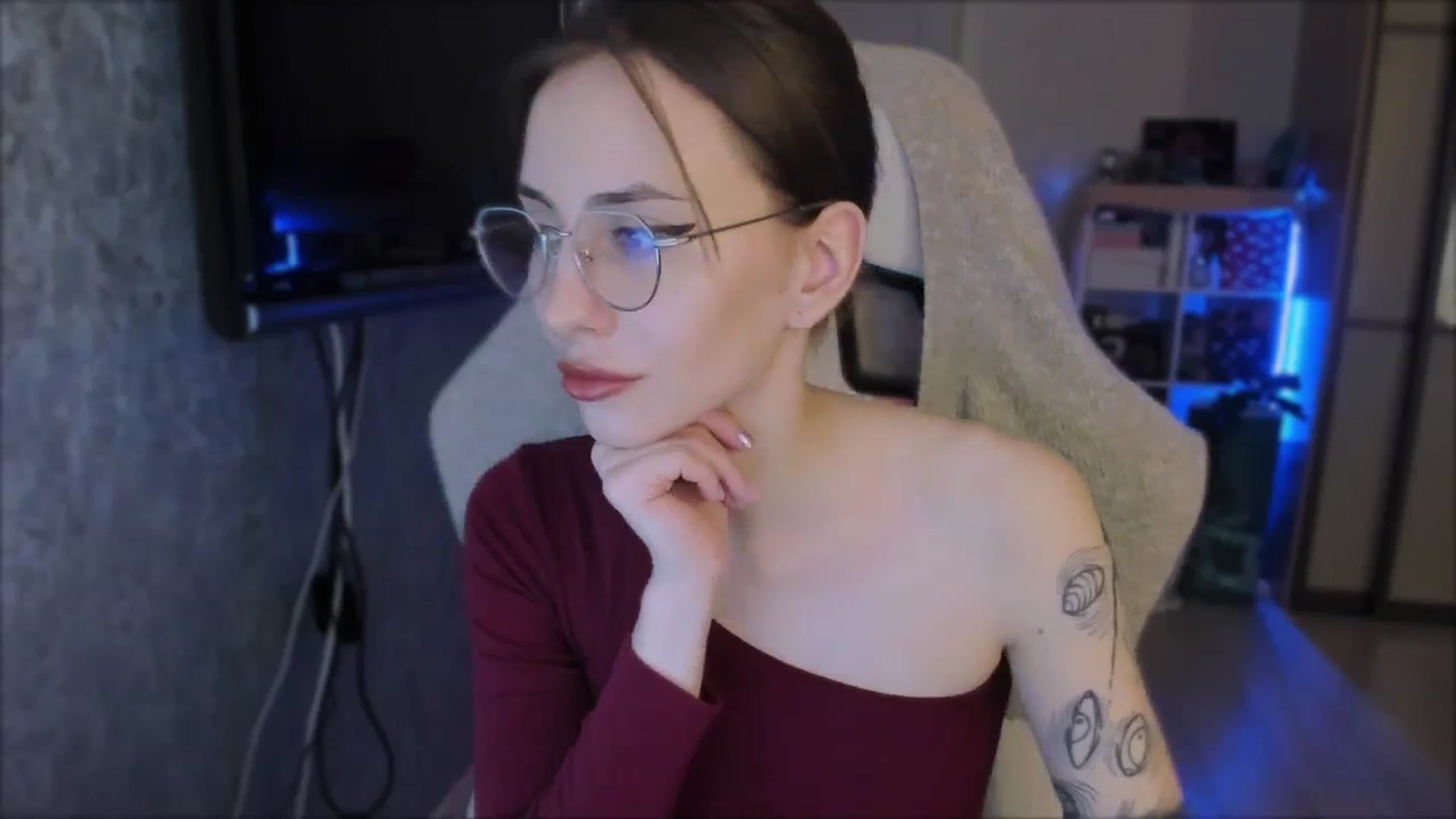 Gallery image thumbnail from Space_Eva's myfreecams stream on, 01/22/2024, 04:38 image 14 of 20