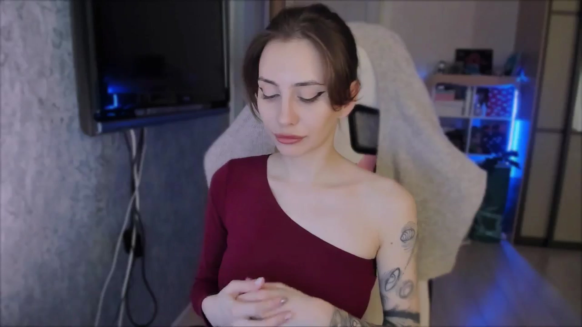 Gallery image thumbnail from Space_Eva's myfreecams stream on, 01/22/2024, 06:01 image 10 of 20