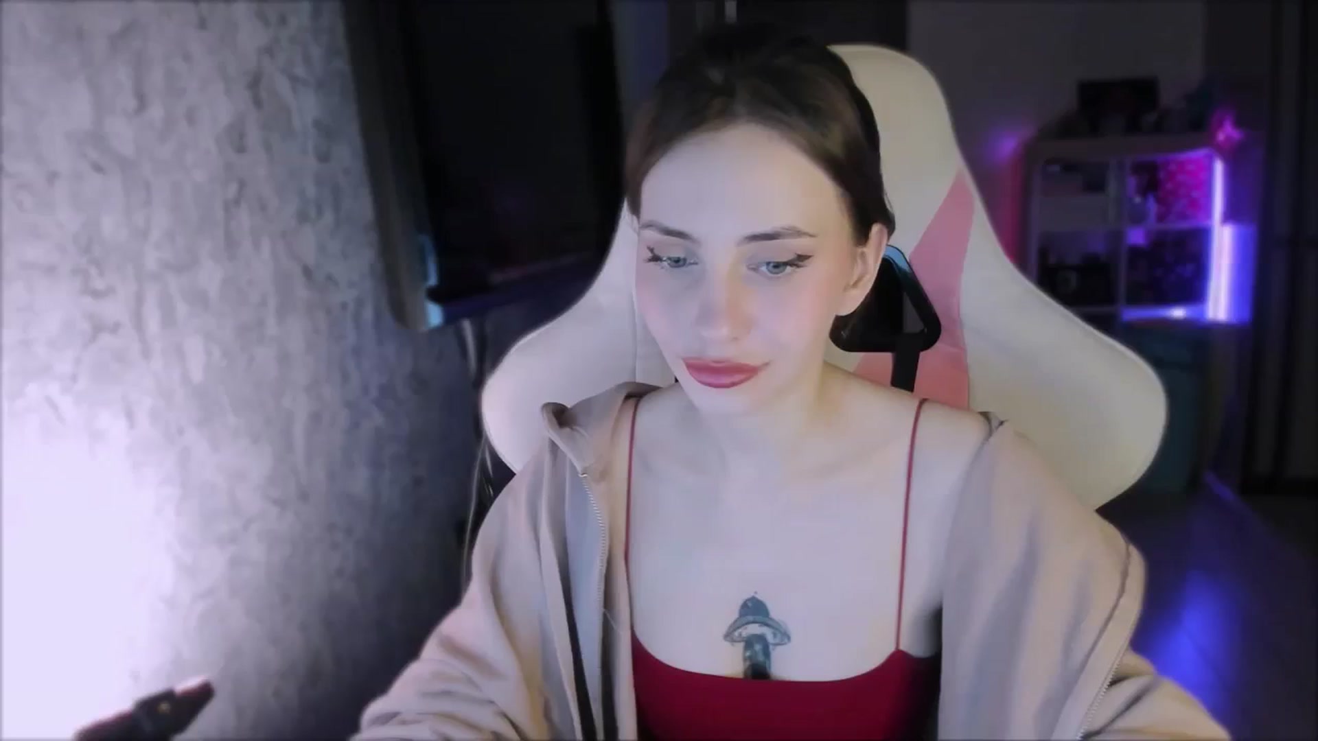 Gallery image thumbnail from Space_Eva's myfreecams stream on, 01/30/2024, 02:06 image 13 of 20