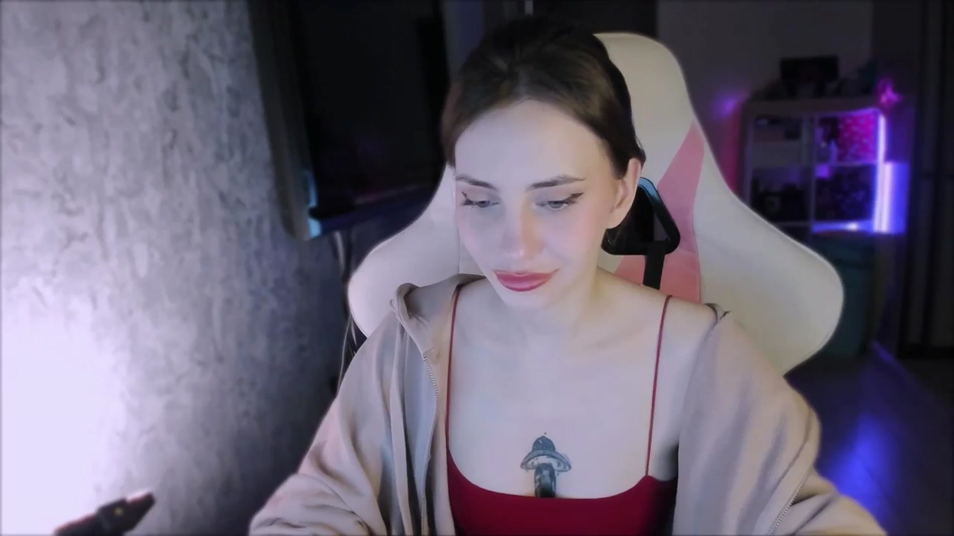 Gallery image thumbnail from Space_Eva's myfreecams stream on, 01/30/2024, 02:06 image 11 of 20