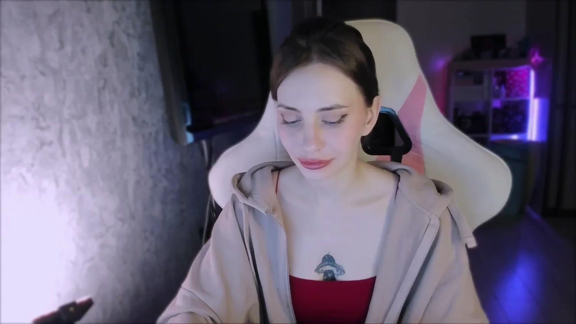 Gallery image thumbnail from Space_Eva's myfreecams stream on, 01/30/2024, 02:06 image 20 of 20