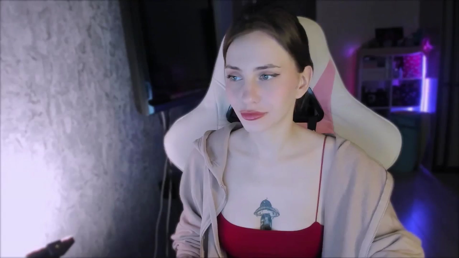 Gallery image thumbnail from Space_Eva's myfreecams stream on, 01/30/2024, 02:06 image 6 of 20