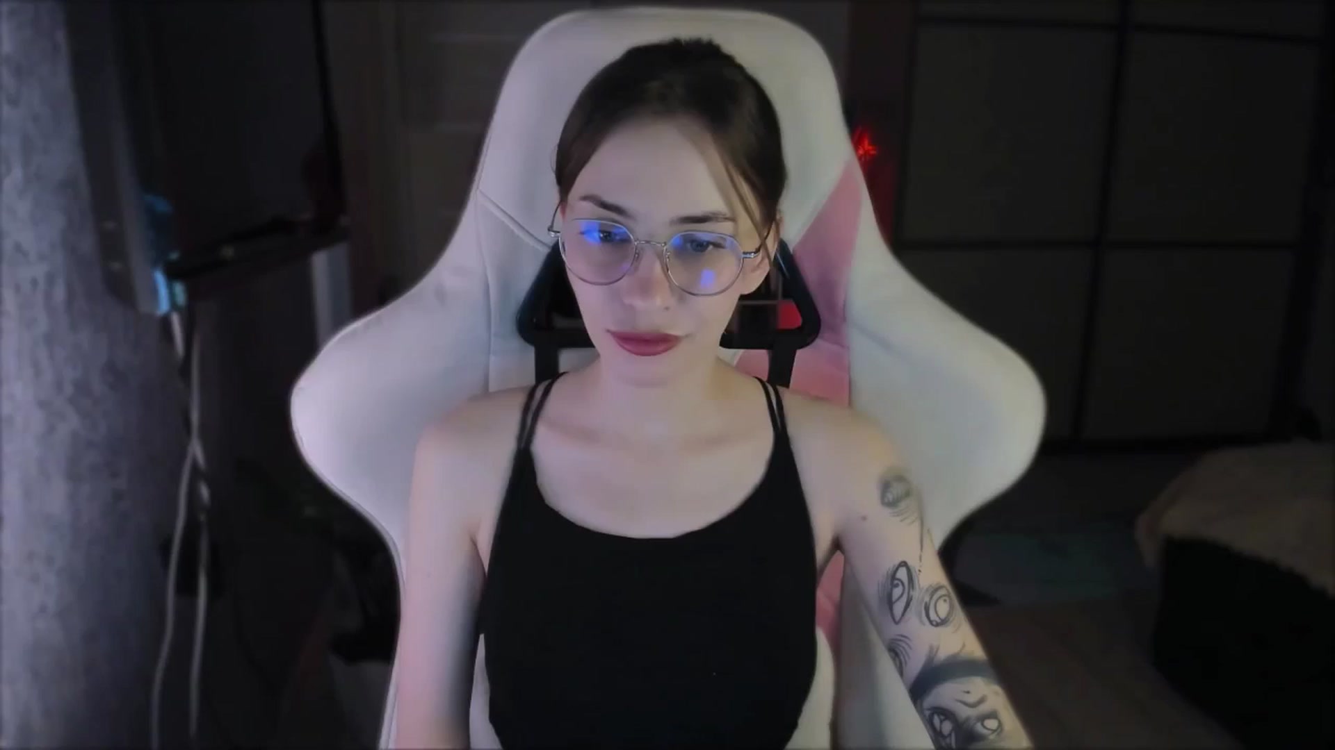 Gallery image thumbnail from Space_Eva's myfreecams stream on, 02/02/2024, 02:46 image 20 of 20