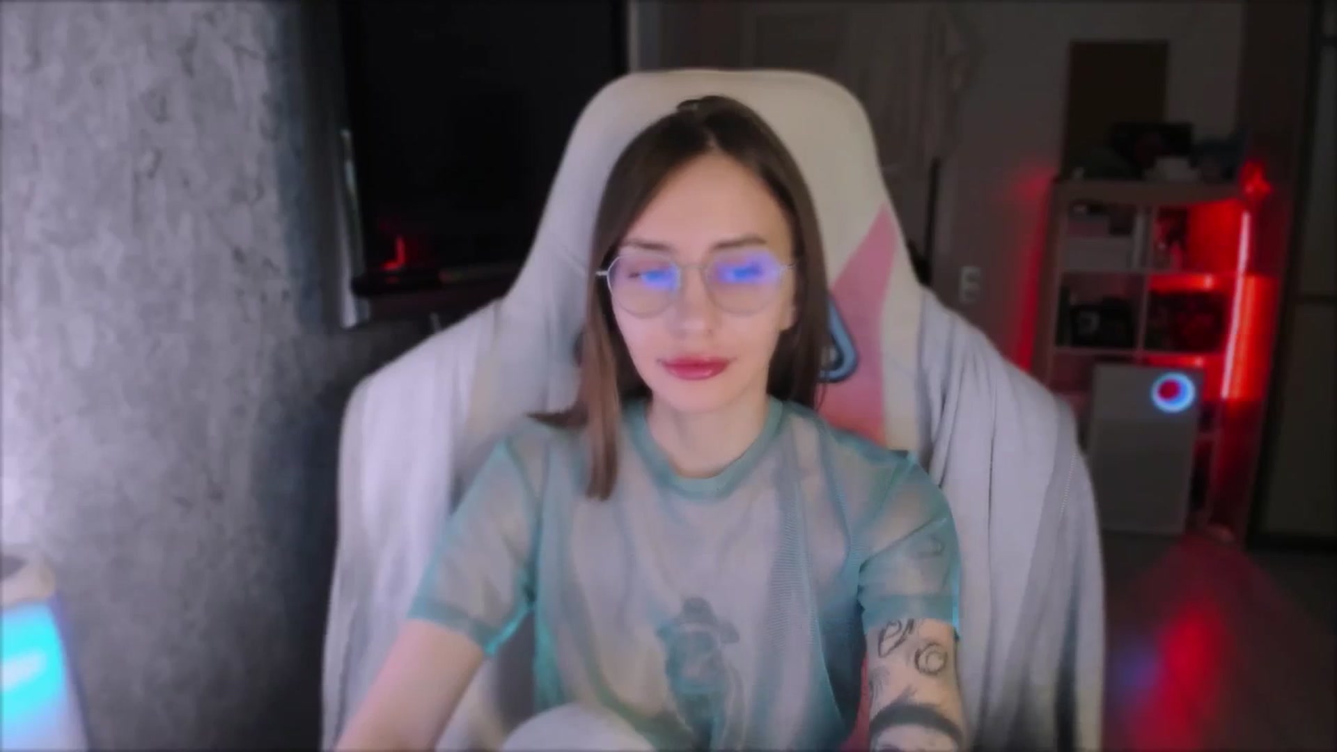 Gallery image thumbnail from Space_Eva's myfreecams stream on, 02/13/2024, 03:50 image 20 of 20