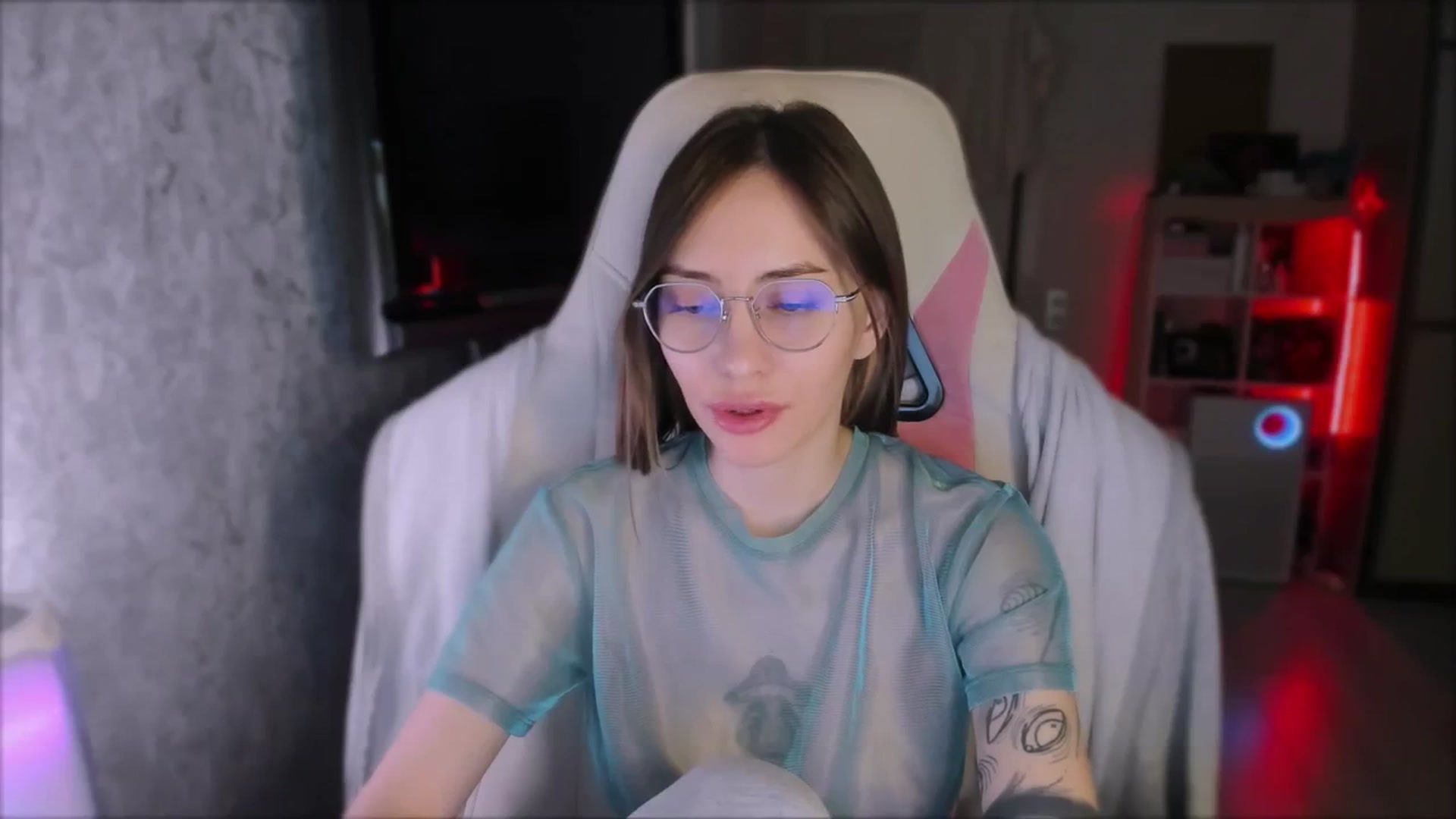Gallery image thumbnail from Space_Eva's myfreecams stream on, 02/13/2024, 03:50 image 15 of 20