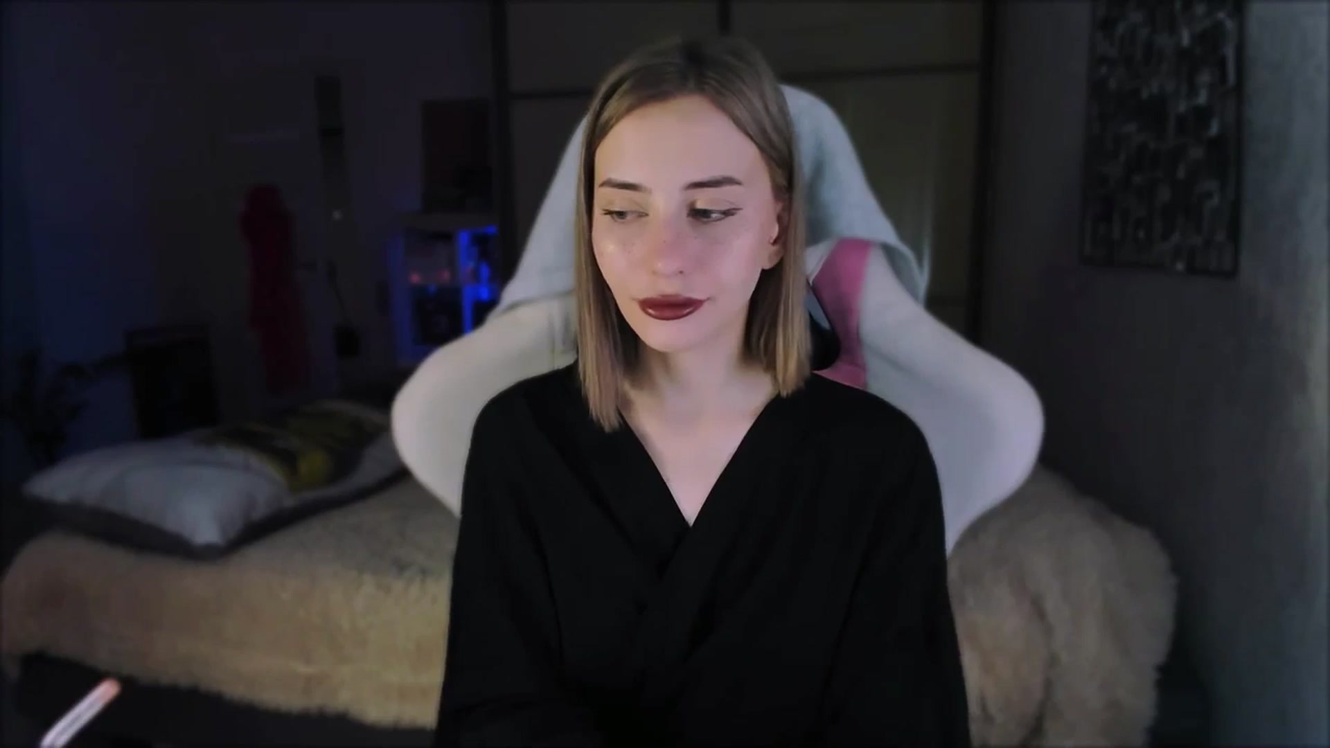 Gallery image thumbnail from Space_Eva's myfreecams stream on, 02/21/2024, 03:04 image 10 of 20