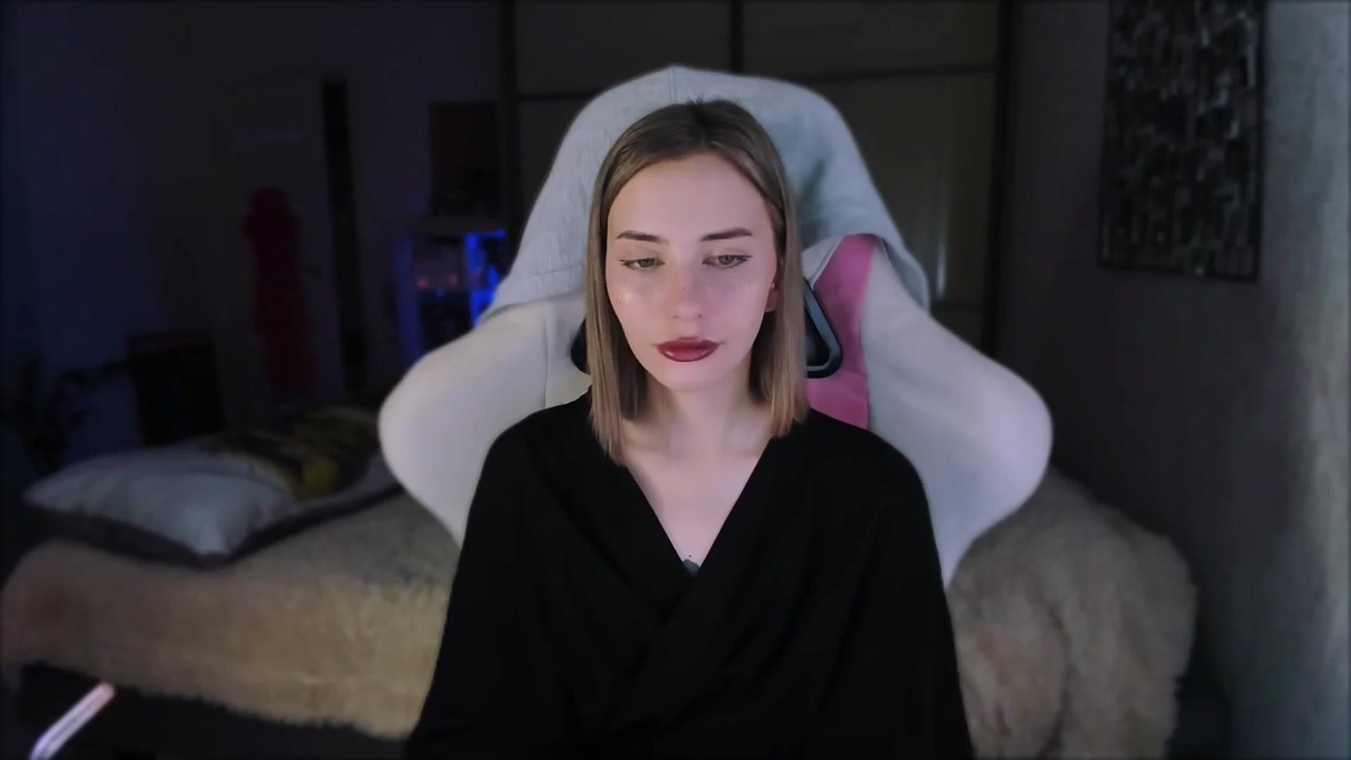 Gallery image thumbnail from Space_Eva's myfreecams stream on, 02/21/2024, 03:04 image 5 of 20