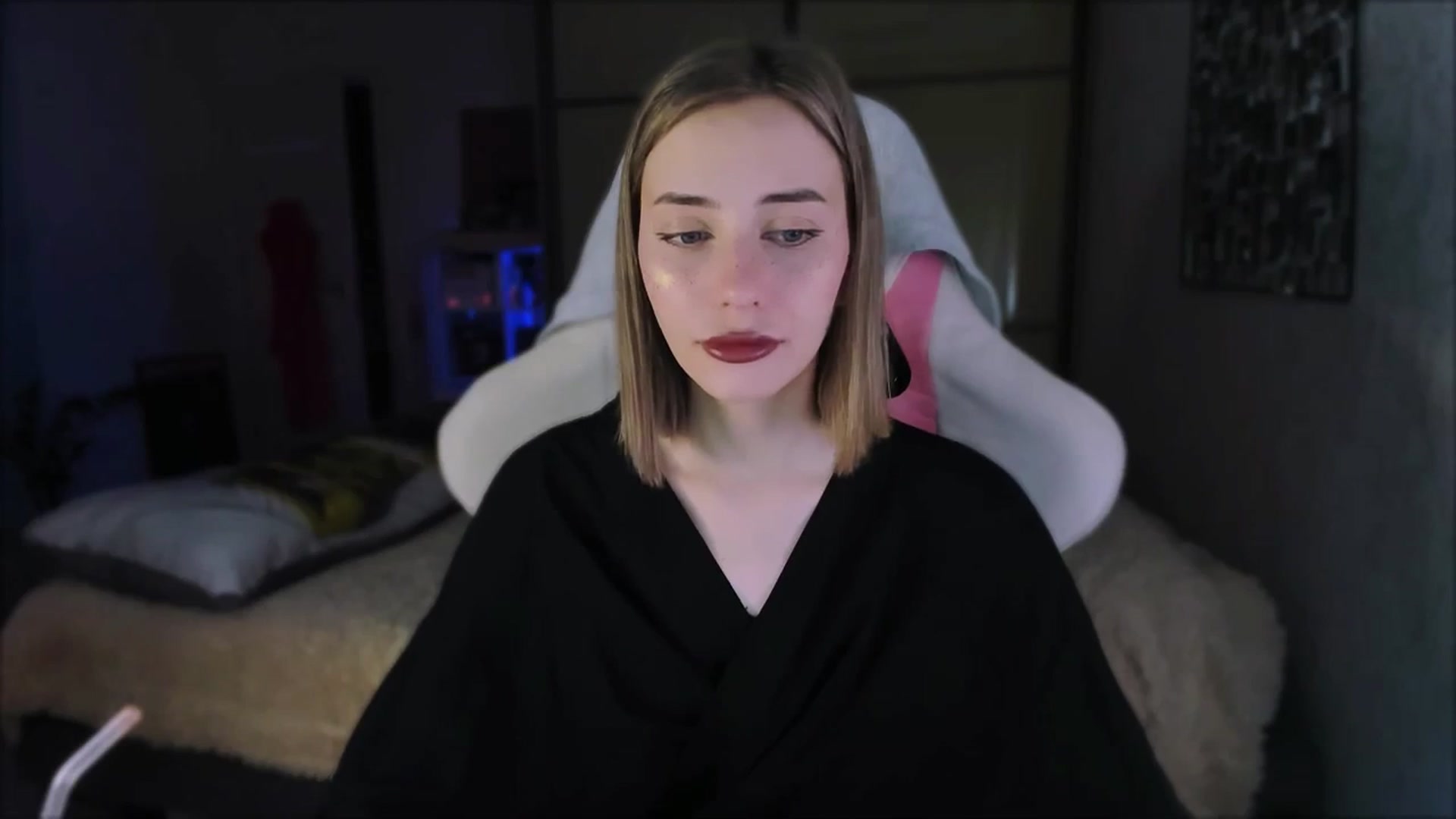 Gallery image thumbnail from Space_Eva's myfreecams stream on, 02/21/2024, 03:04 image 2 of 20