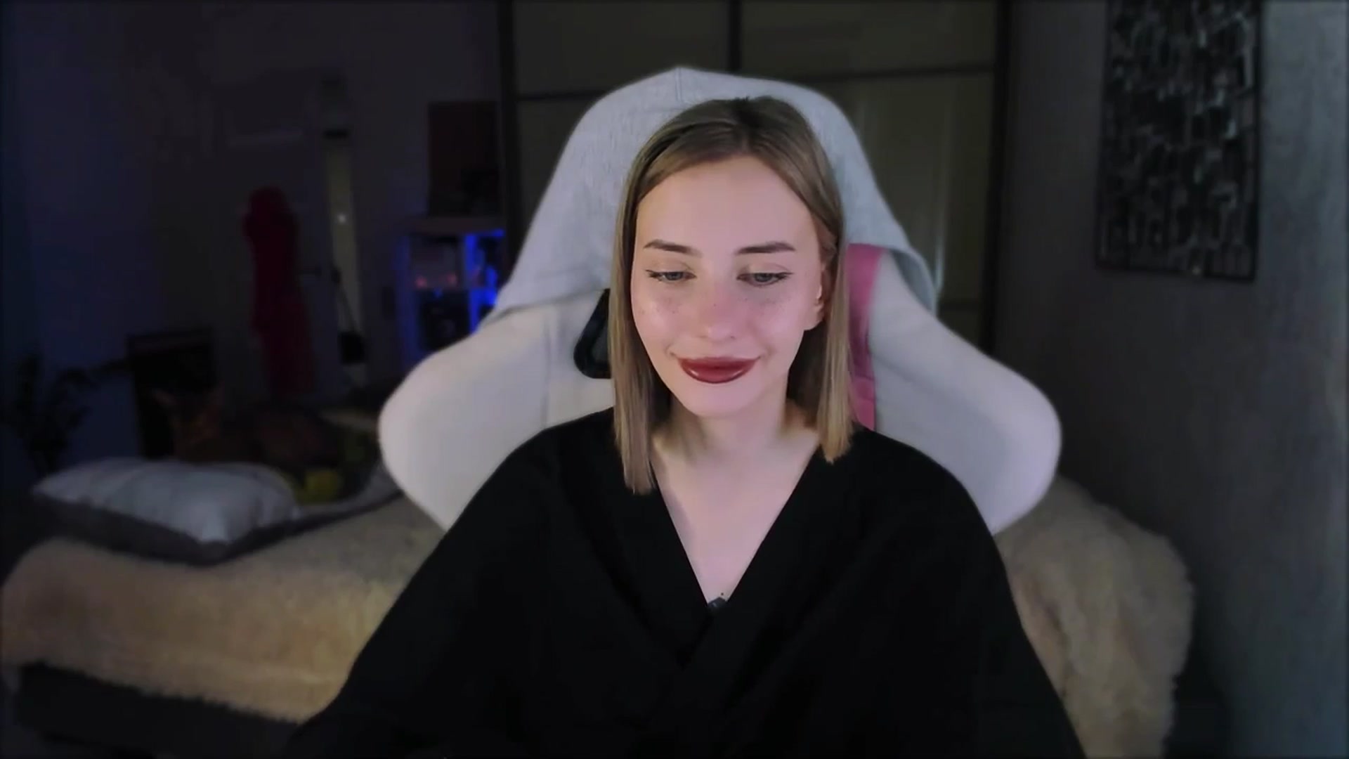 Gallery image thumbnail from Space_Eva's myfreecams stream on, 02/21/2024, 03:04 image 16 of 20