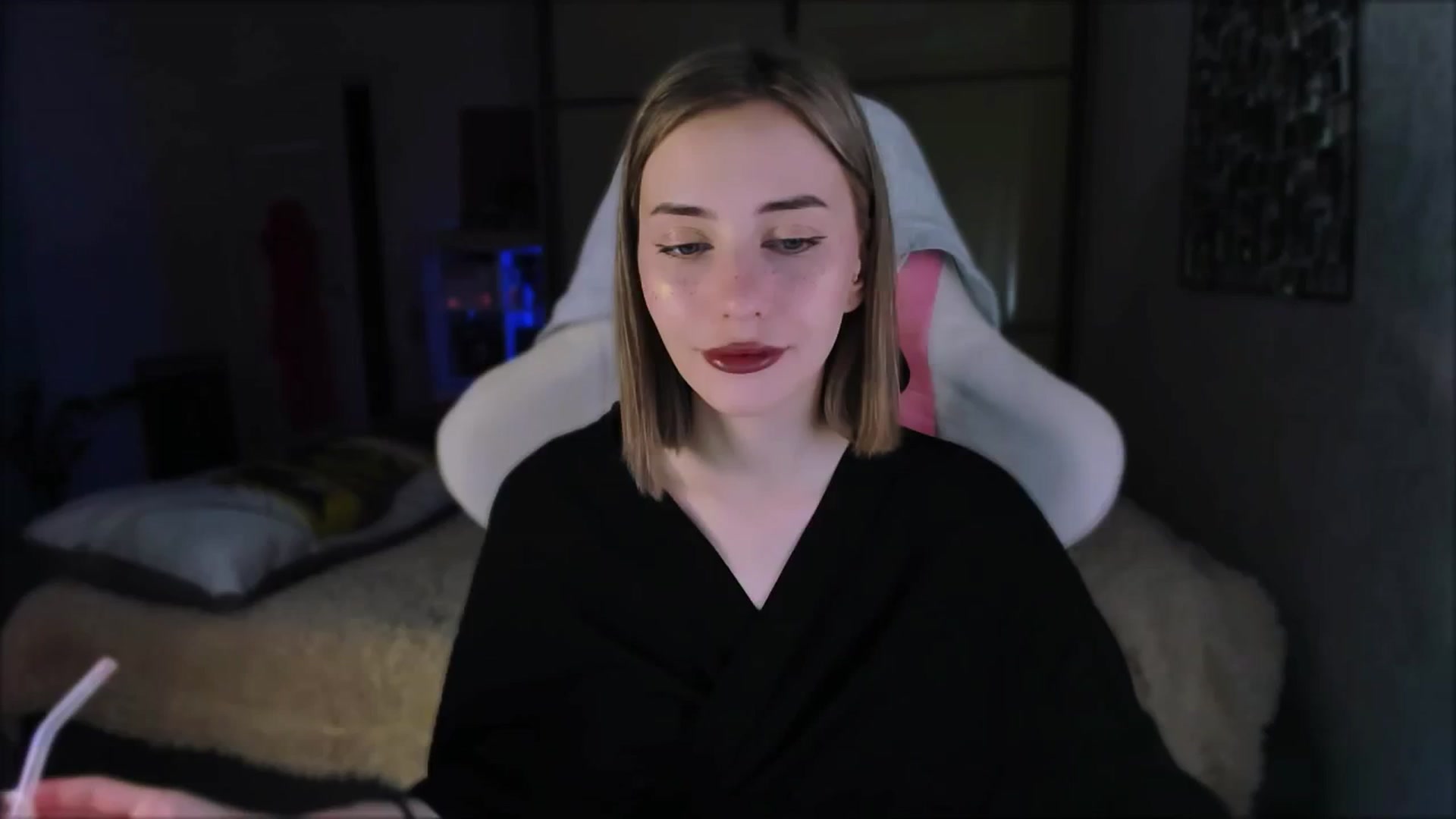 Gallery image thumbnail from Space_Eva's myfreecams stream on, 02/21/2024, 03:04 image 1 of 20