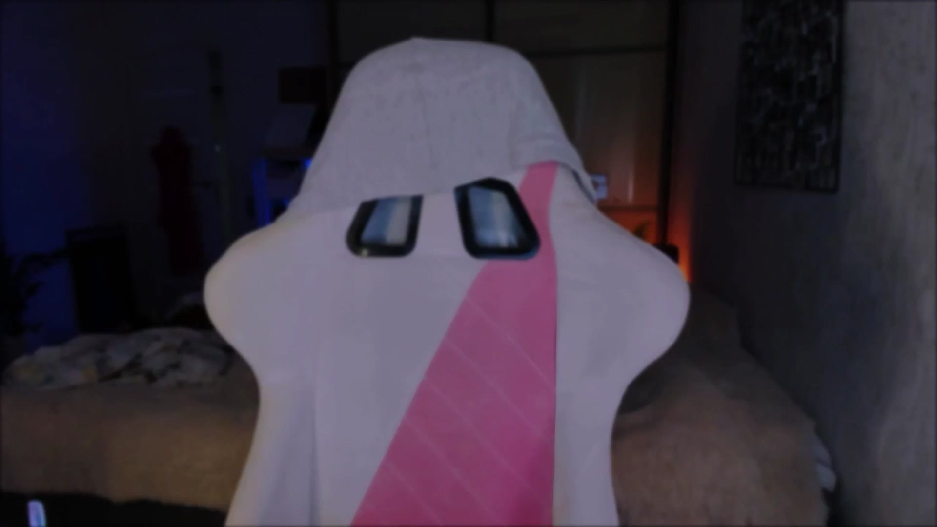 Gallery image thumbnail from Space_Eva's myfreecams stream on, 02/27/2024, 02:22 image 10 of 20