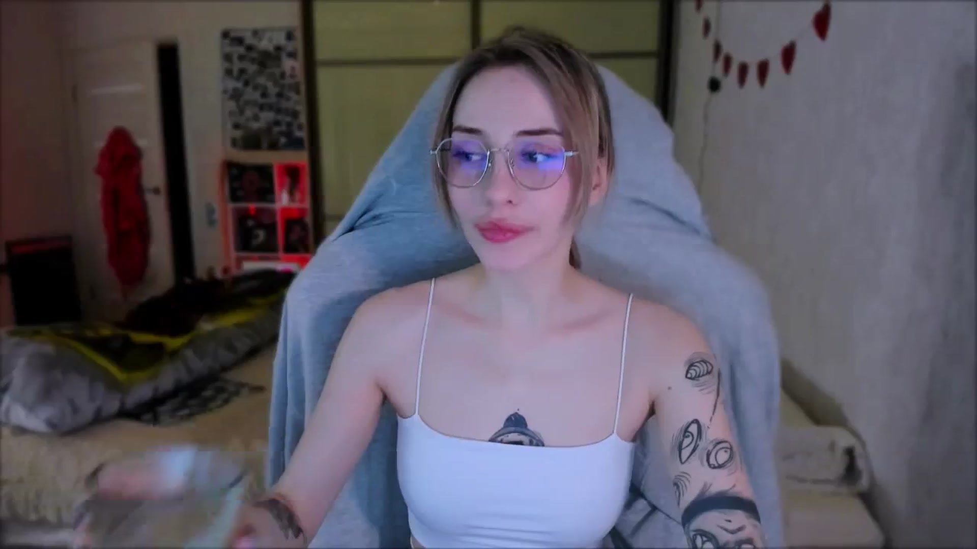 Gallery image thumbnail from Space_Eva's myfreecams stream on, 03/01/2024, 02:14 image 9 of 20