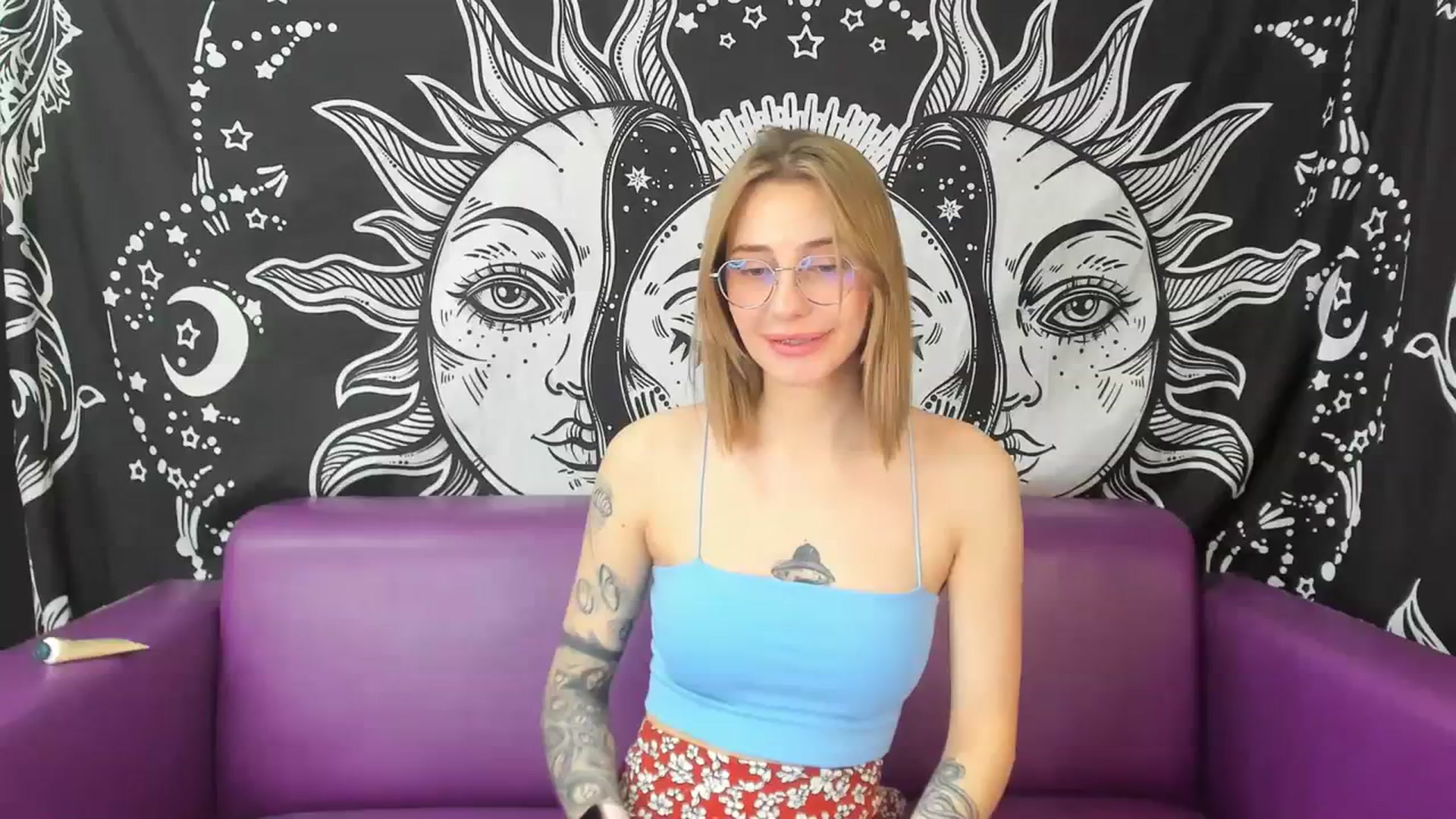 Gallery image thumbnail from Space_Eva's myfreecams stream on, 03/27/2024, 02:13 image 9 of 20