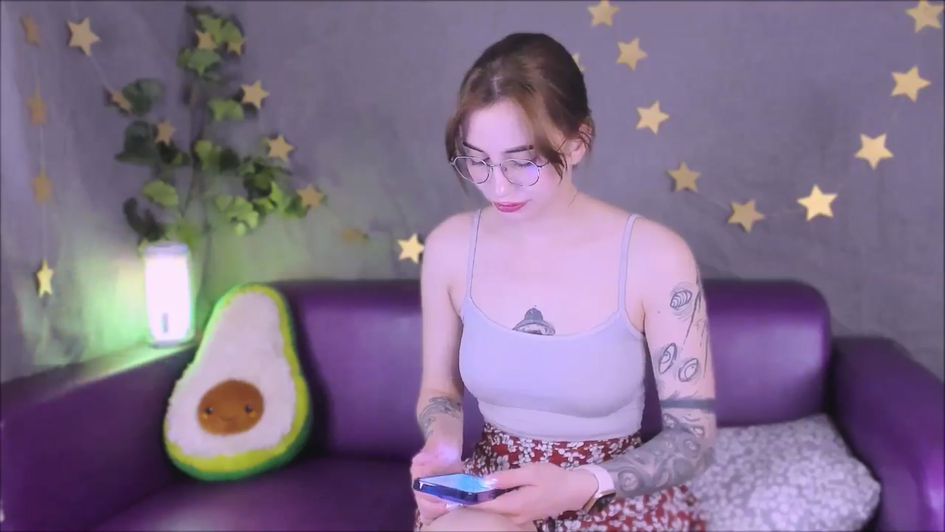 Gallery image thumbnail from Space_Eva's myfreecams stream on, 05/20/2024, 03:05 image 17 of 20