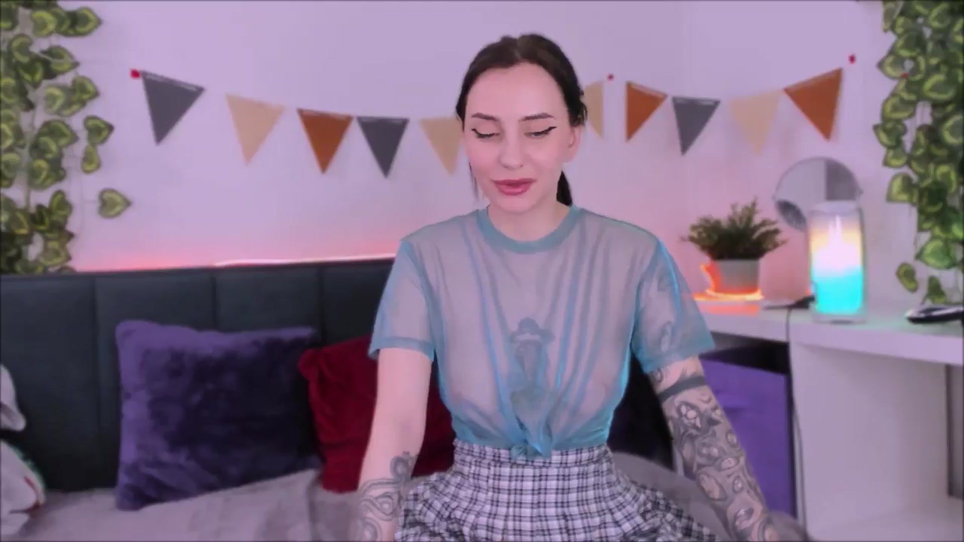 Gallery image thumbnail from Space_Eva's myfreecams stream on, 06/07/2024, 03:00 image 20 of 20