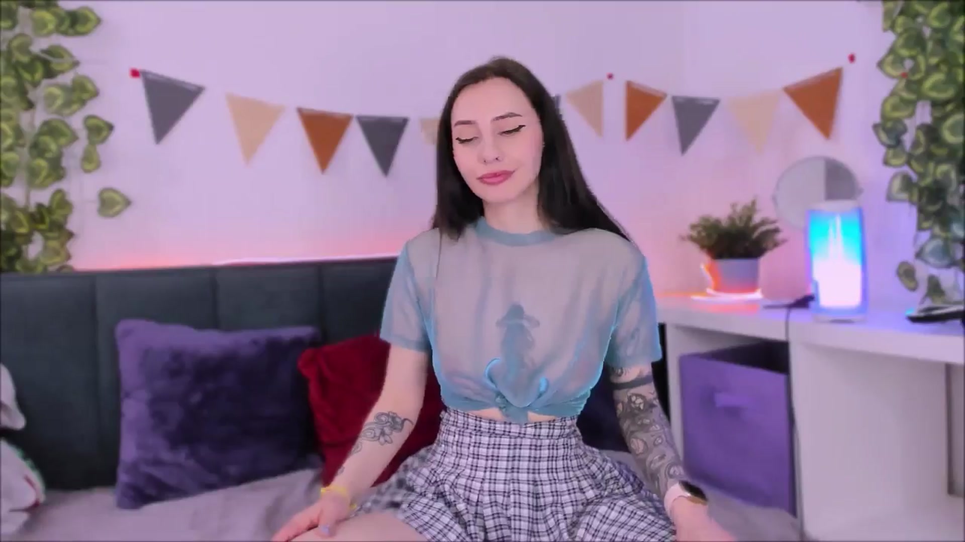 Gallery image thumbnail from Space_Eva's myfreecams stream on, 06/07/2024, 03:00 image 17 of 20