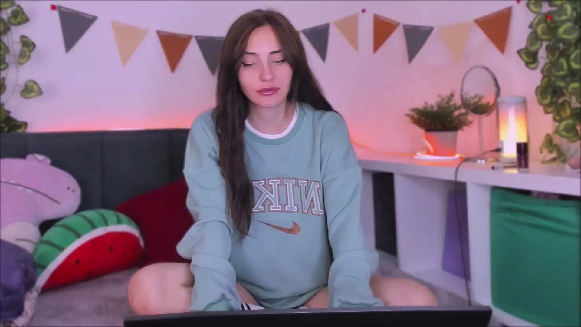 Gallery image thumbnail from Space_Eva's myfreecams stream on, 07/08/2024, 05:27 image 1 of 20