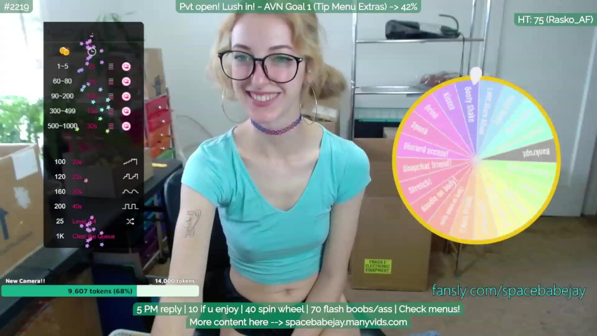 Gallery image thumbnail from Spacebabejay's myfreecams stream on, 11/23/2022, 16:59 image 13 of 20