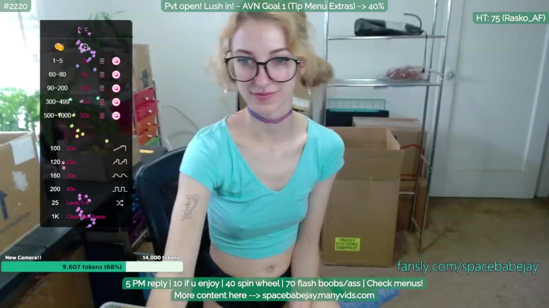 Gallery image thumbnail from Spacebabejay's myfreecams stream on, 11/23/2022, 16:59 image 12 of 20