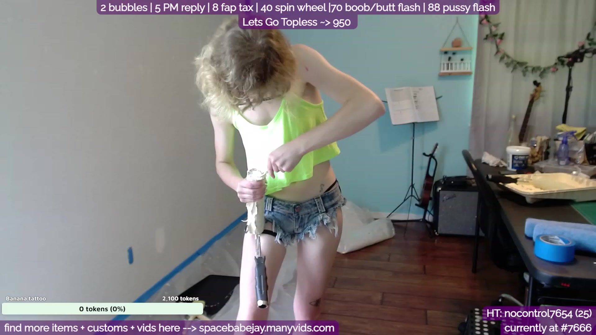 Gallery image thumbnail from Spacebabejay's myfreecams stream on, 08/08/2023, 21:03 image 5 of 20
