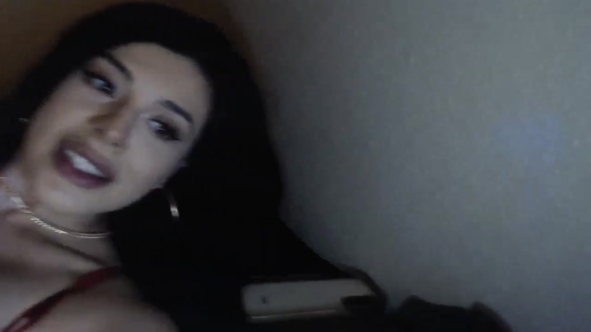 Gallery image thumbnail from SpanishKittyy's myfreecams stream on, 07/25/2024, 10:30 image 16 of 20