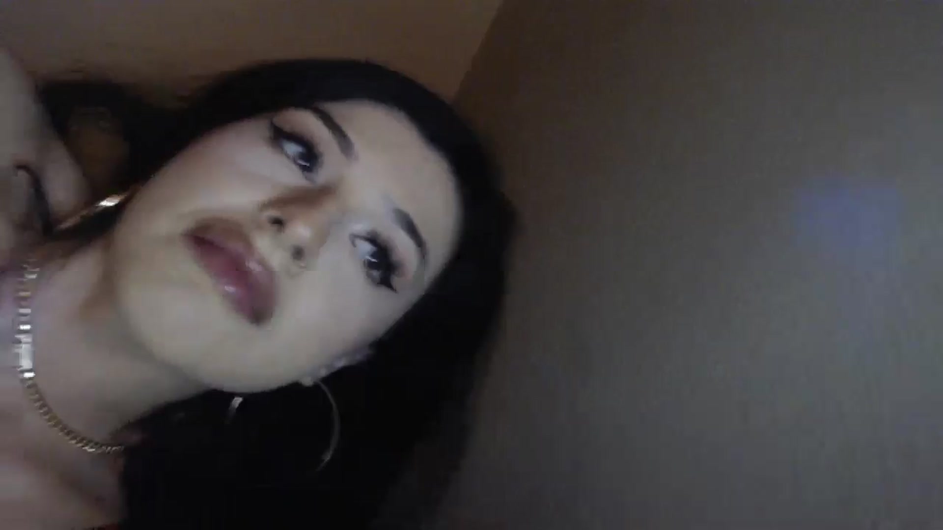 Gallery image thumbnail from SpanishKittyy's myfreecams stream on, 07/25/2024, 10:30 image 7 of 20