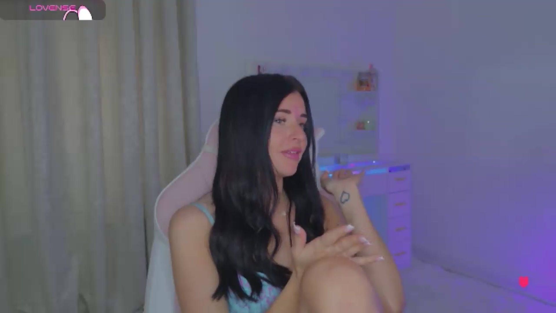 Gallery image thumbnail from Spanks_Wife's myfreecams stream on, 06/08/2026, 15:32 image 13 of 20