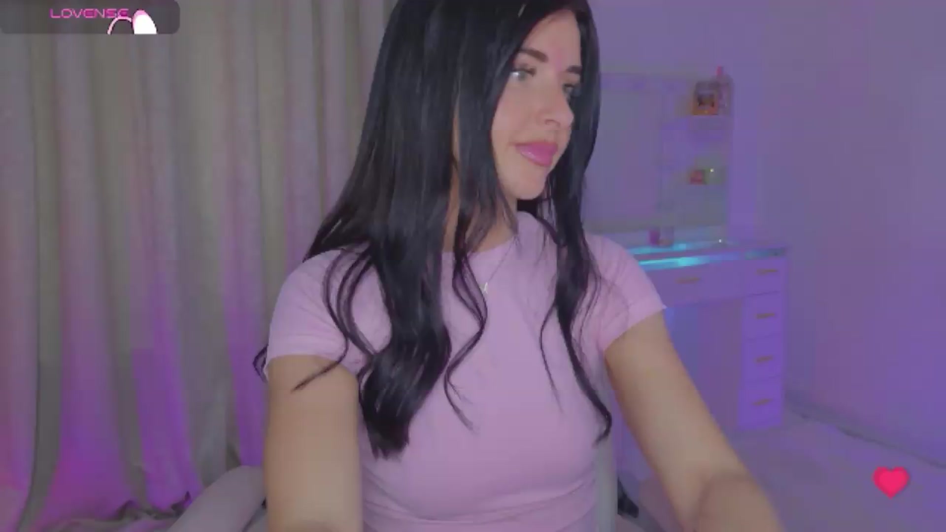 Gallery image thumbnail from Spanks_Wife's myfreecams stream on, 06/08/2026, 18:00 image 1 of 20