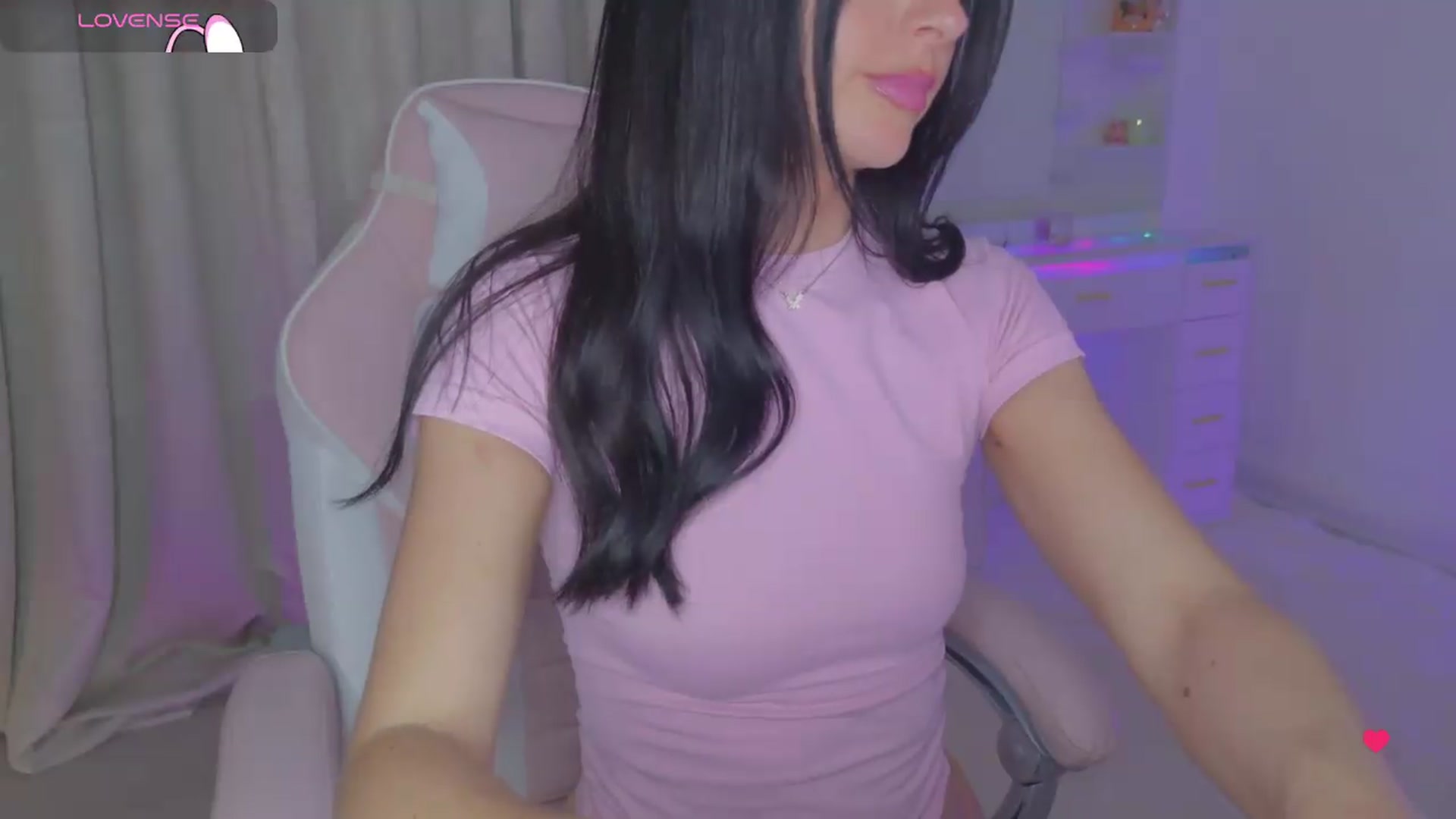 Gallery image thumbnail from Spanks_Wife's myfreecams stream on, 06/08/2026, 19:30 image 19 of 20