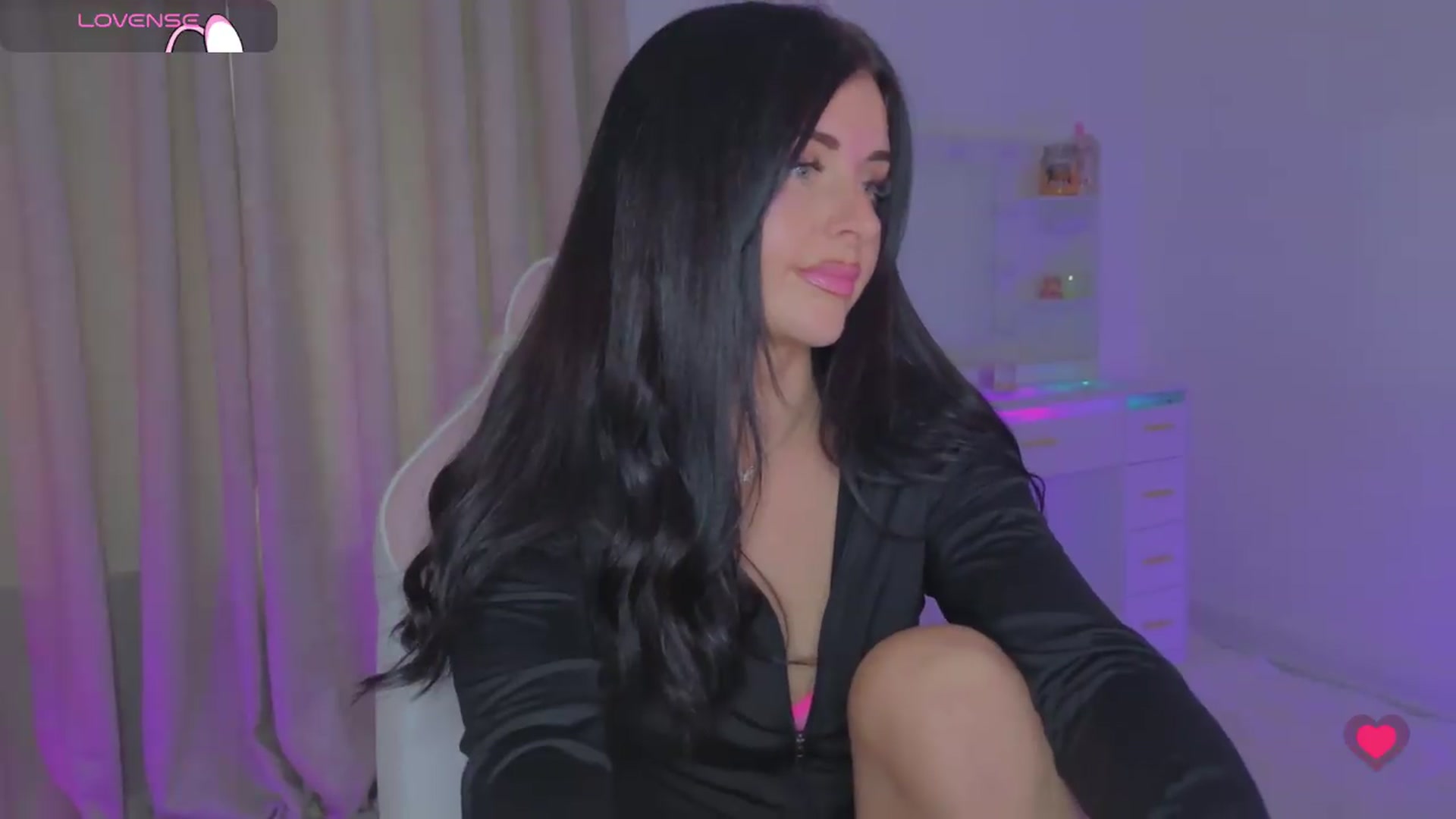 Gallery image thumbnail from Spanks_Wife's myfreecams stream on, 06/09/2026, 16:00 image 7 of 20