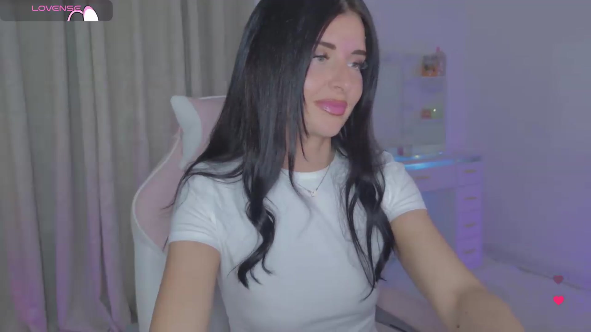 Gallery image thumbnail from Spanks_Wife's myfreecams stream on, 06/09/2026, 20:48 image 9 of 20