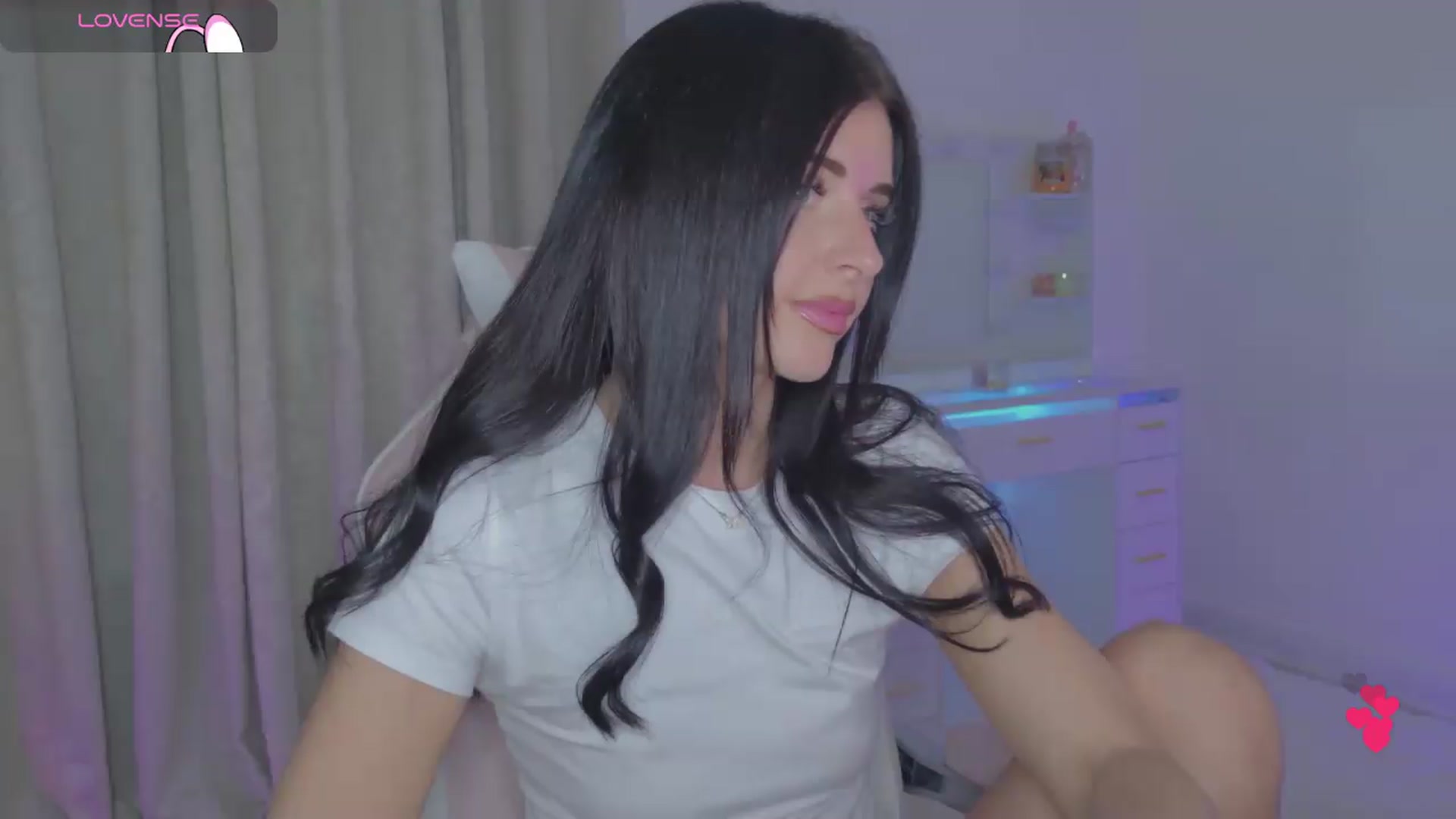 Gallery image thumbnail from Spanks_Wife's myfreecams stream on, 06/09/2026, 20:48 image 16 of 20