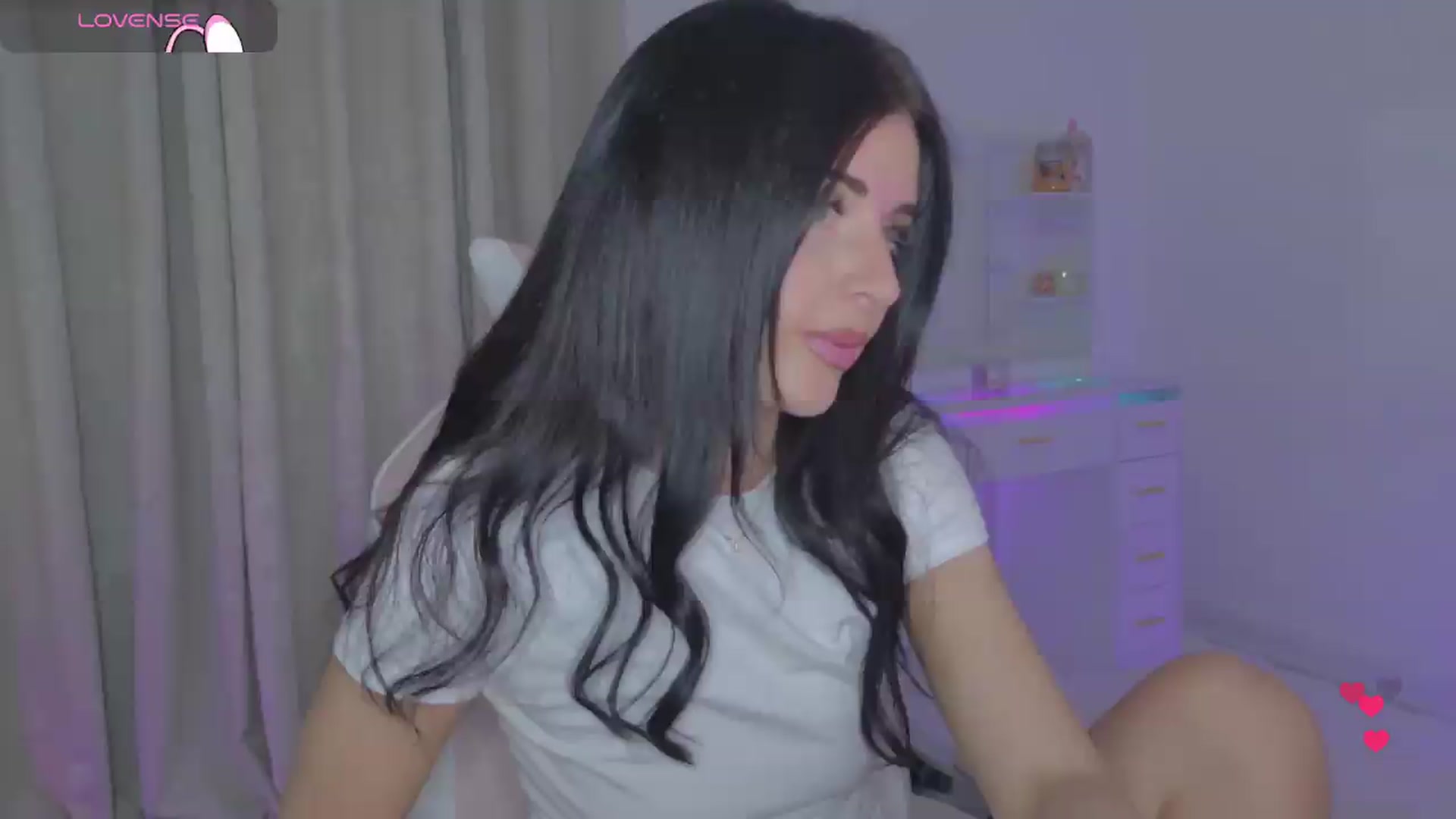 Gallery image thumbnail from Spanks_Wife's myfreecams stream on, 06/09/2026, 20:48 image 18 of 20