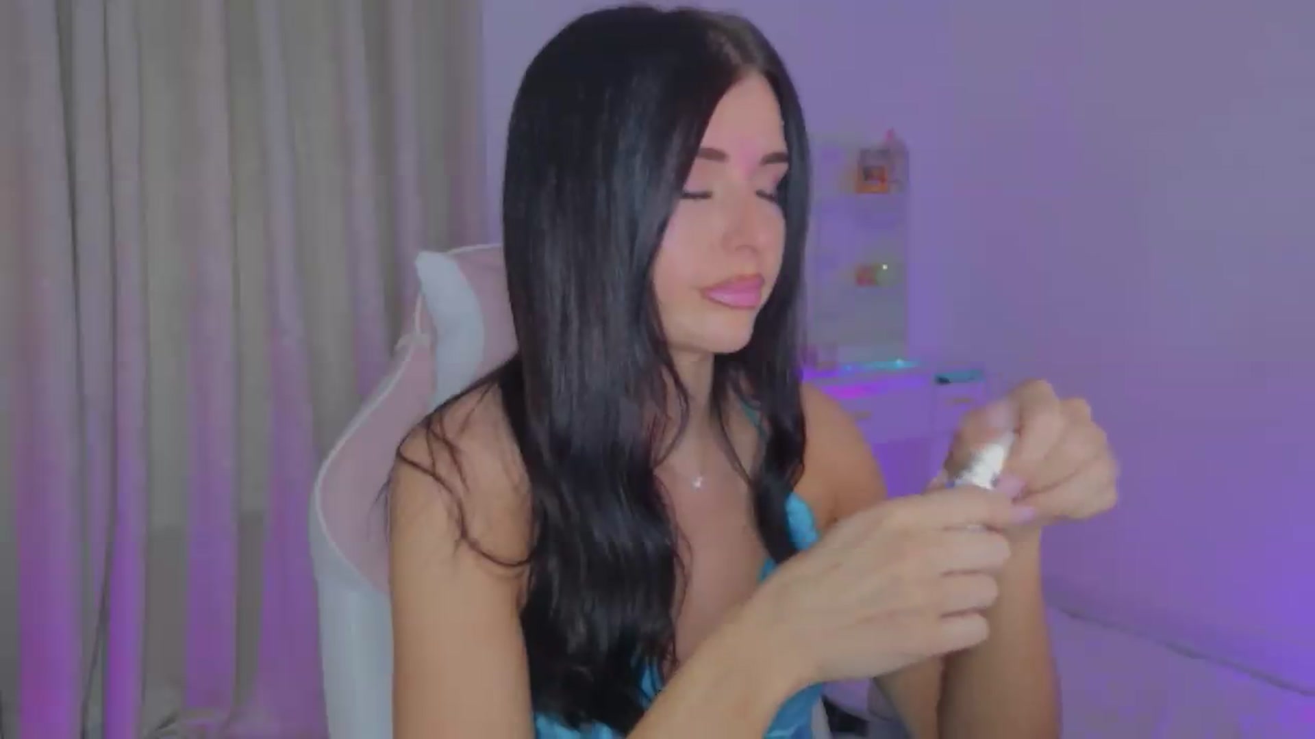 Gallery image thumbnail from Spanks_Wife's myfreecams stream on, 06/12/2026, 17:16 image 11 of 20