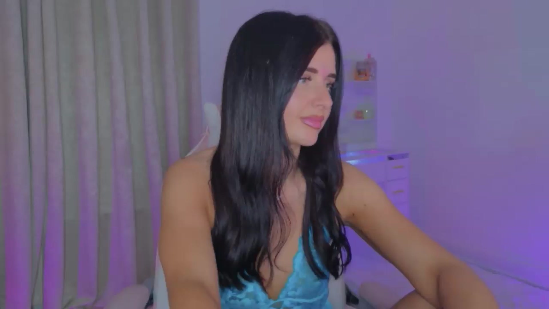 Gallery image thumbnail from Spanks_Wife's myfreecams stream on, 06/12/2026, 17:44 image 11 of 20